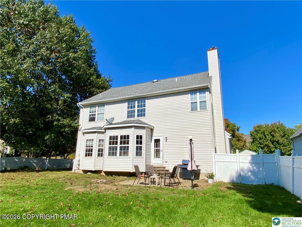 6716 Iroquois Trail Property Photo 4