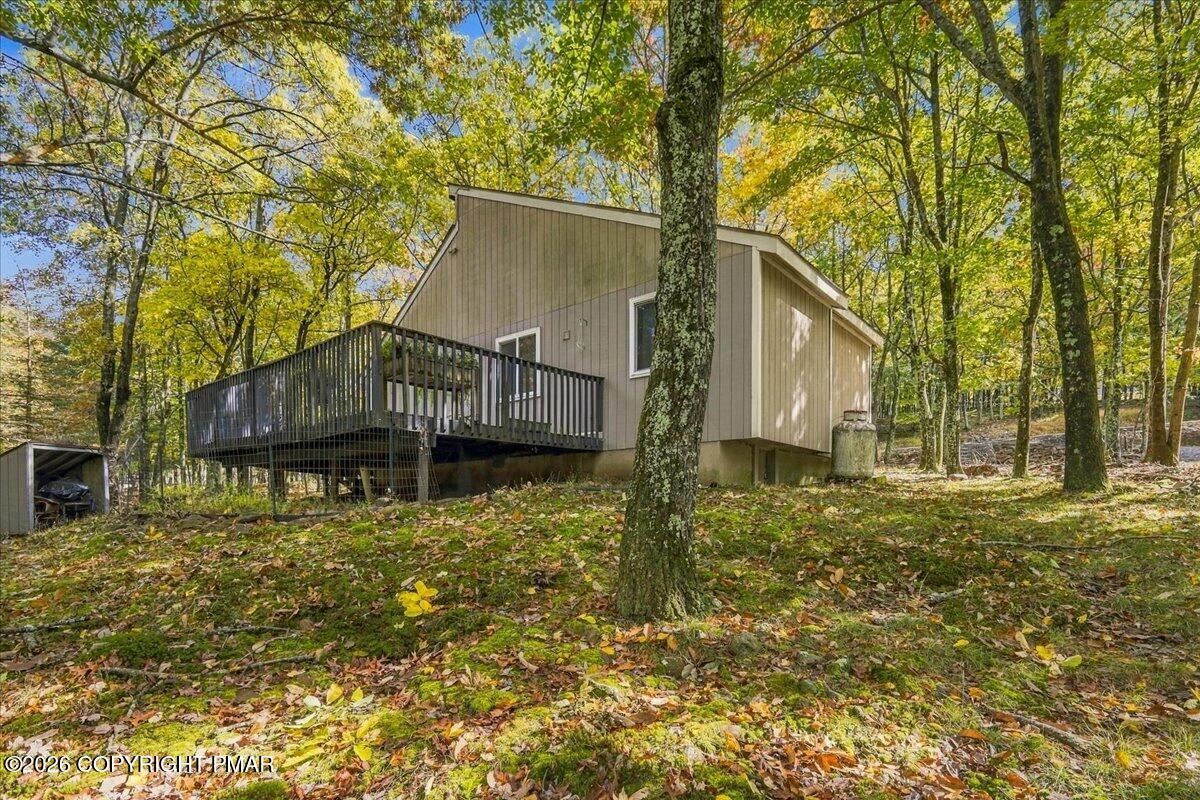 56 Sekani Trail Property Photo 3