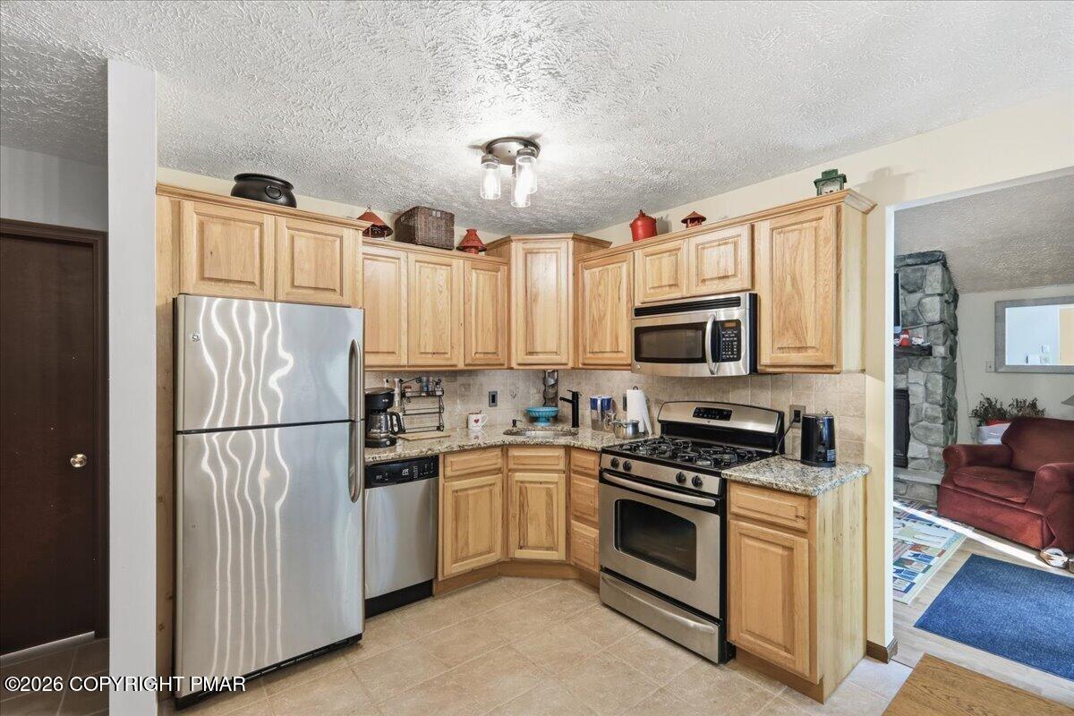 56 Sekani Trail Property Photo 11