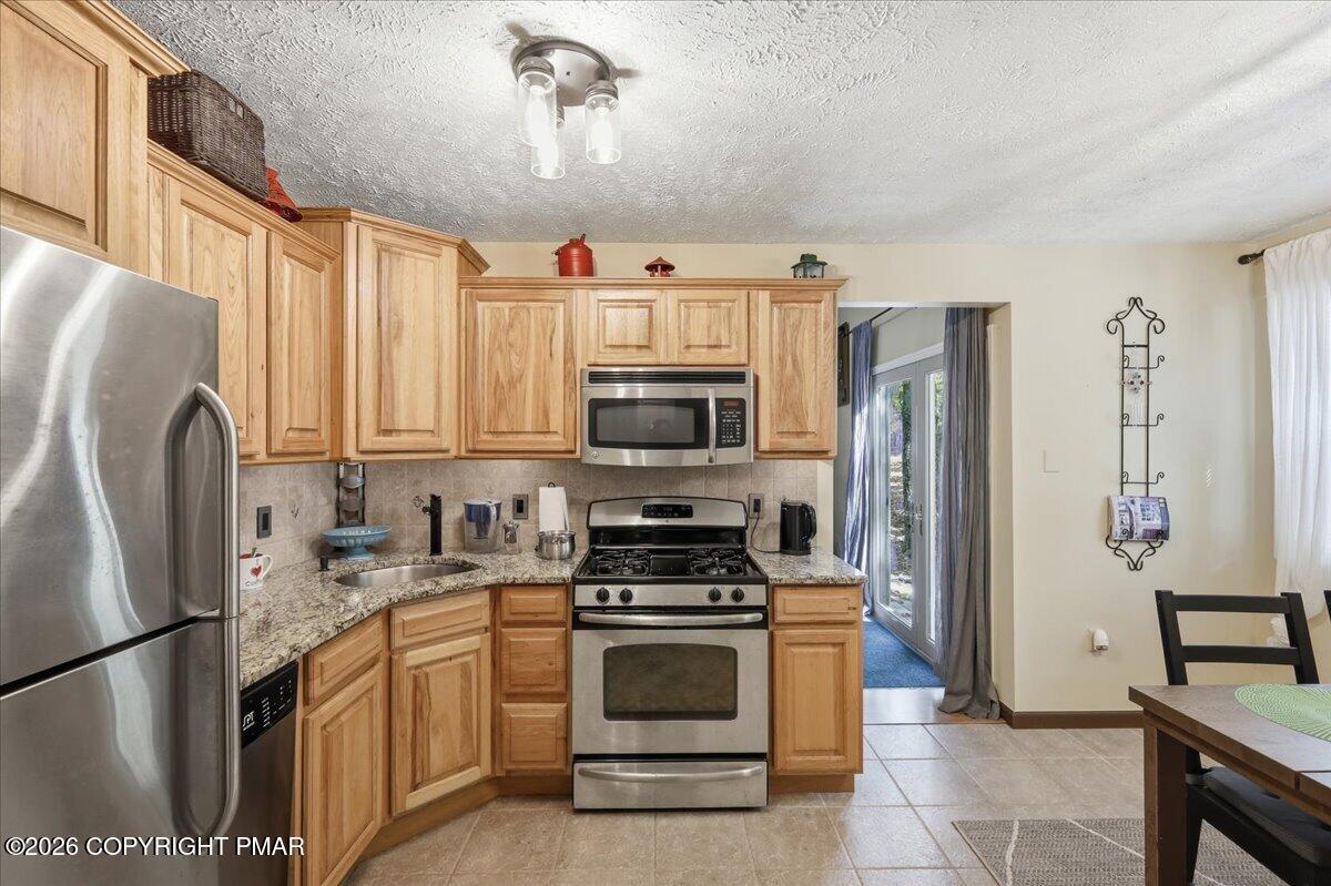 56 Sekani Trail Property Photo 12
