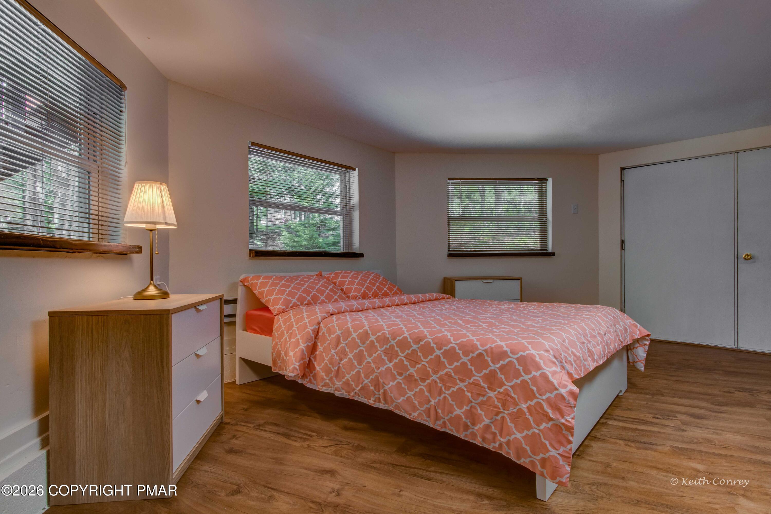 203 Thornberry Lane Property Photo 6