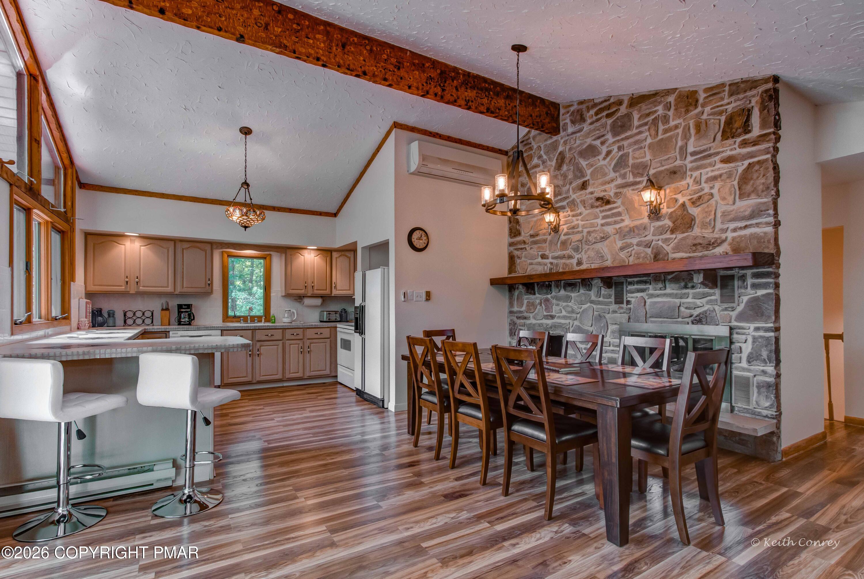 203 Thornberry Lane Property Photo 10