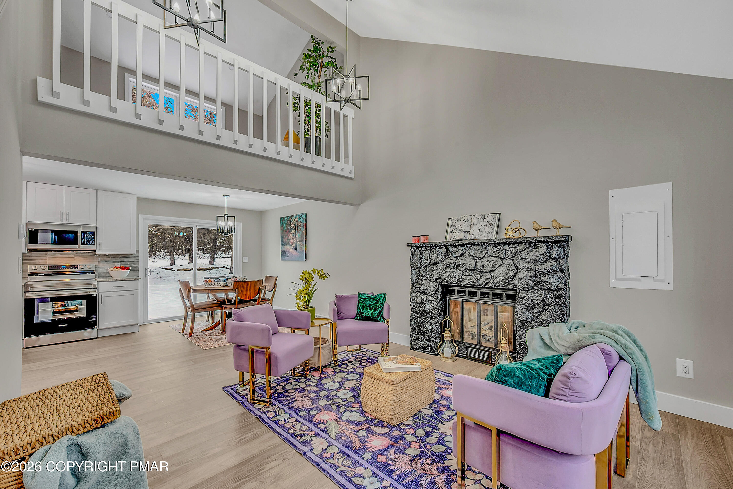 405 Skyline Drive Property Photo 6