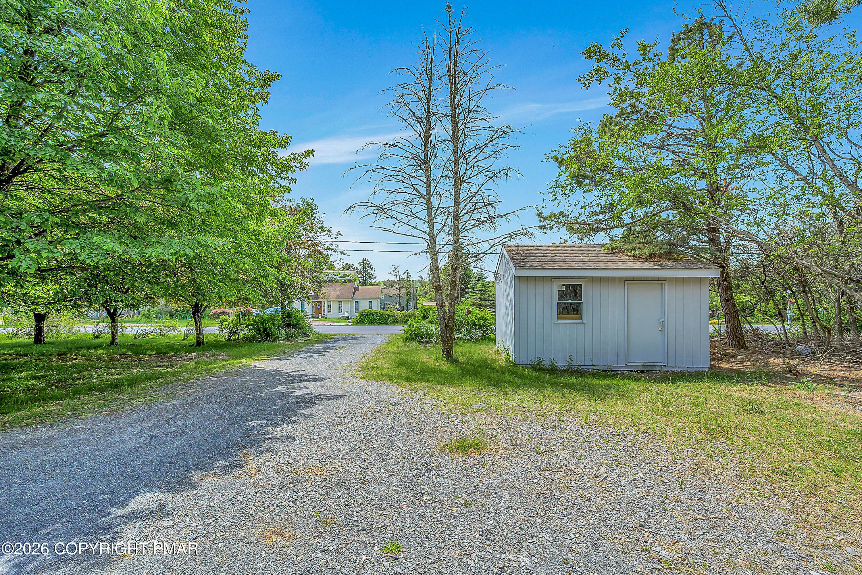 405 Skyline Drive Property Photo 33