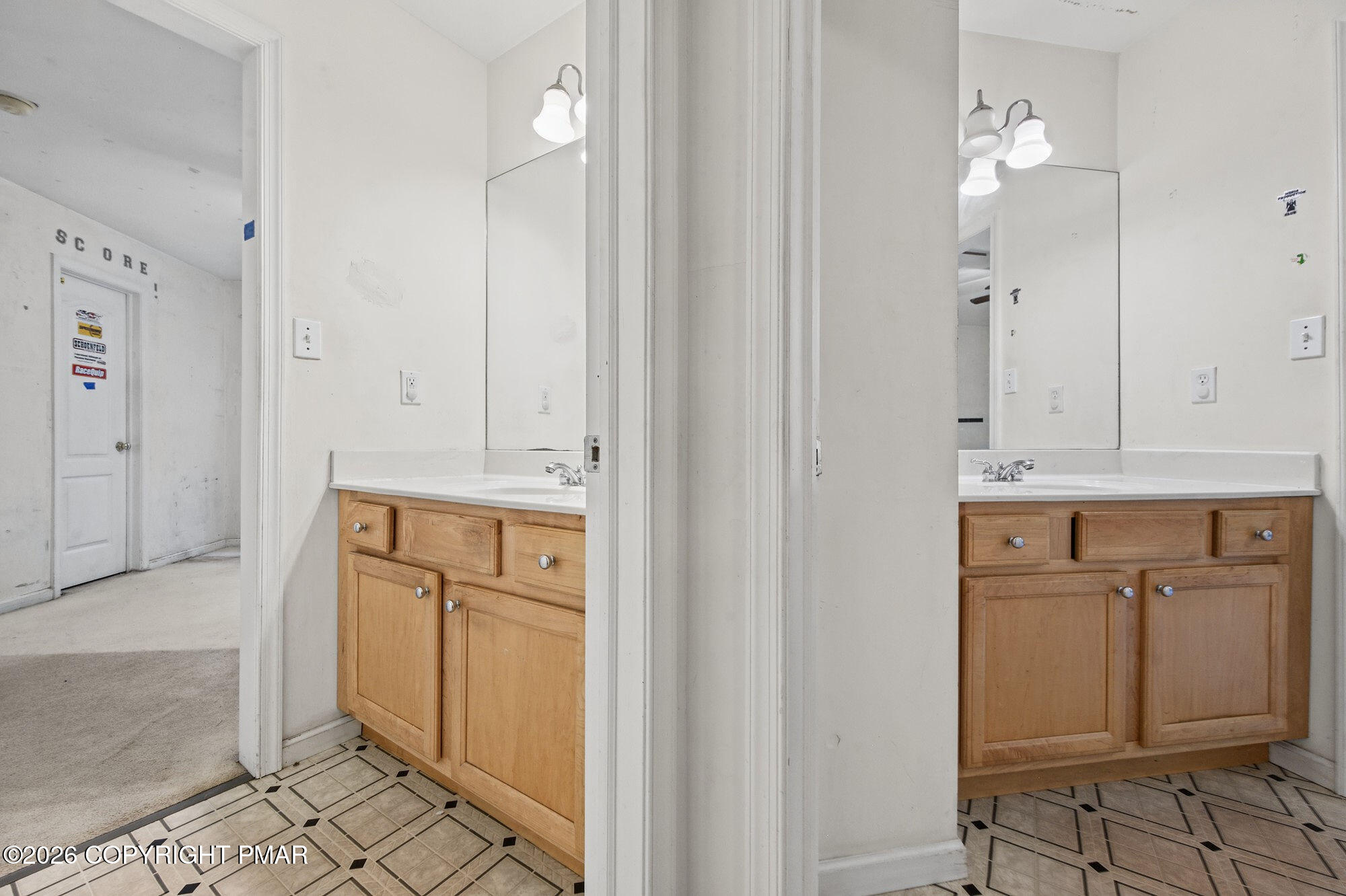 371 Joanne Court Property Photo 36