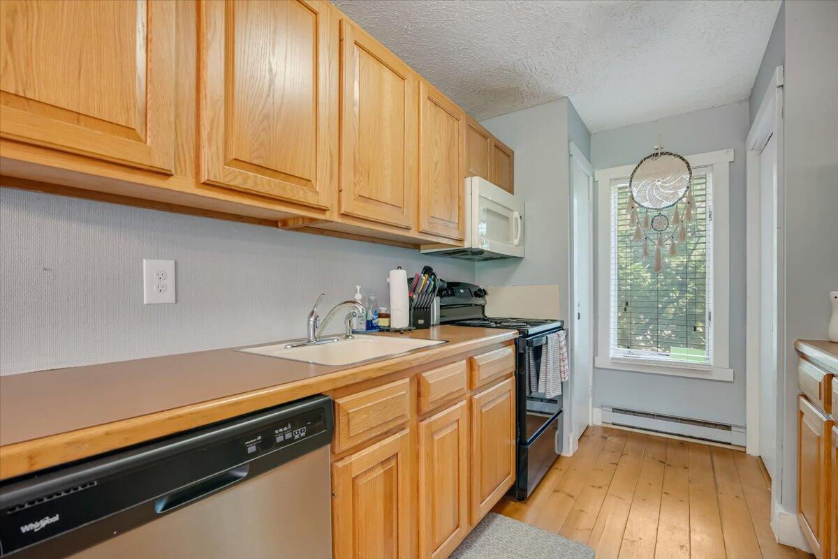 214 Snow Ridge Circle Property Photo 23