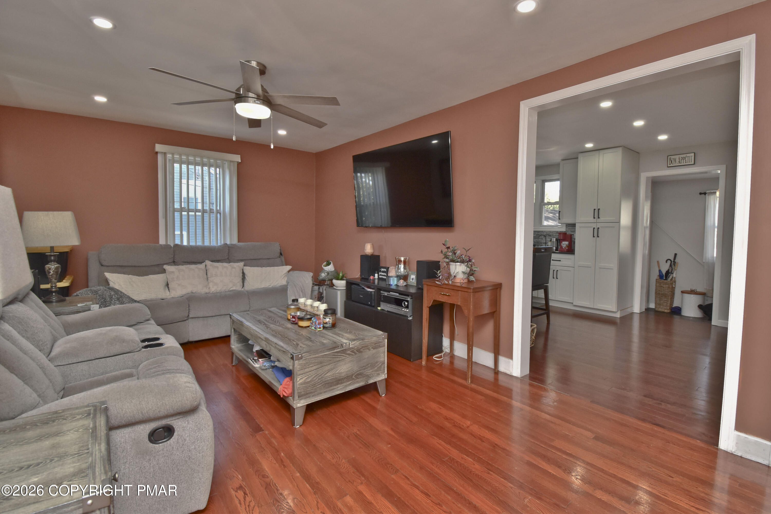 64 Dante Street Property Photo 4
