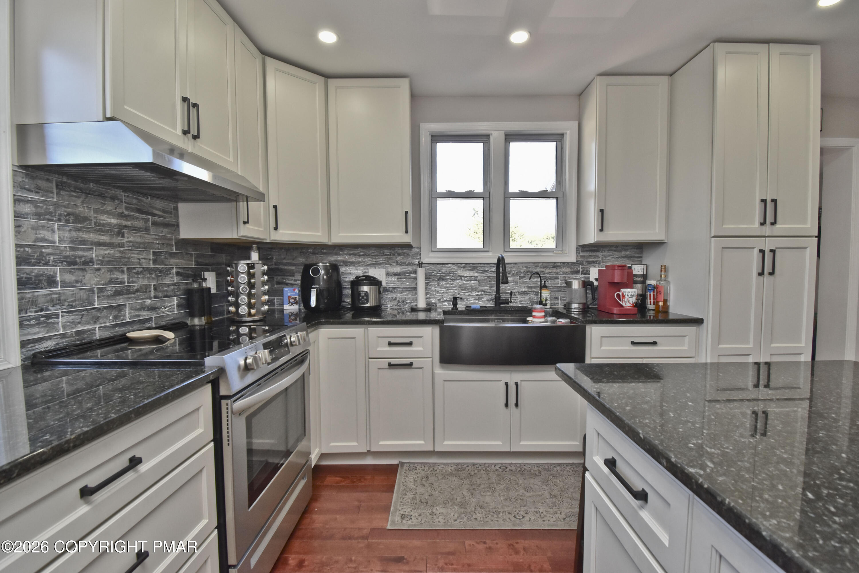 64 Dante Street Property Photo 12