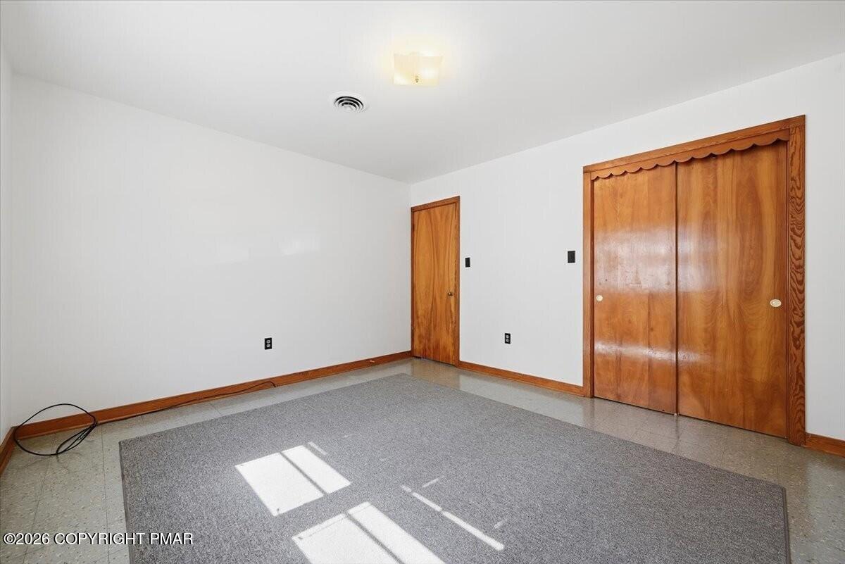 1000 Interchange Road Property Photo 22