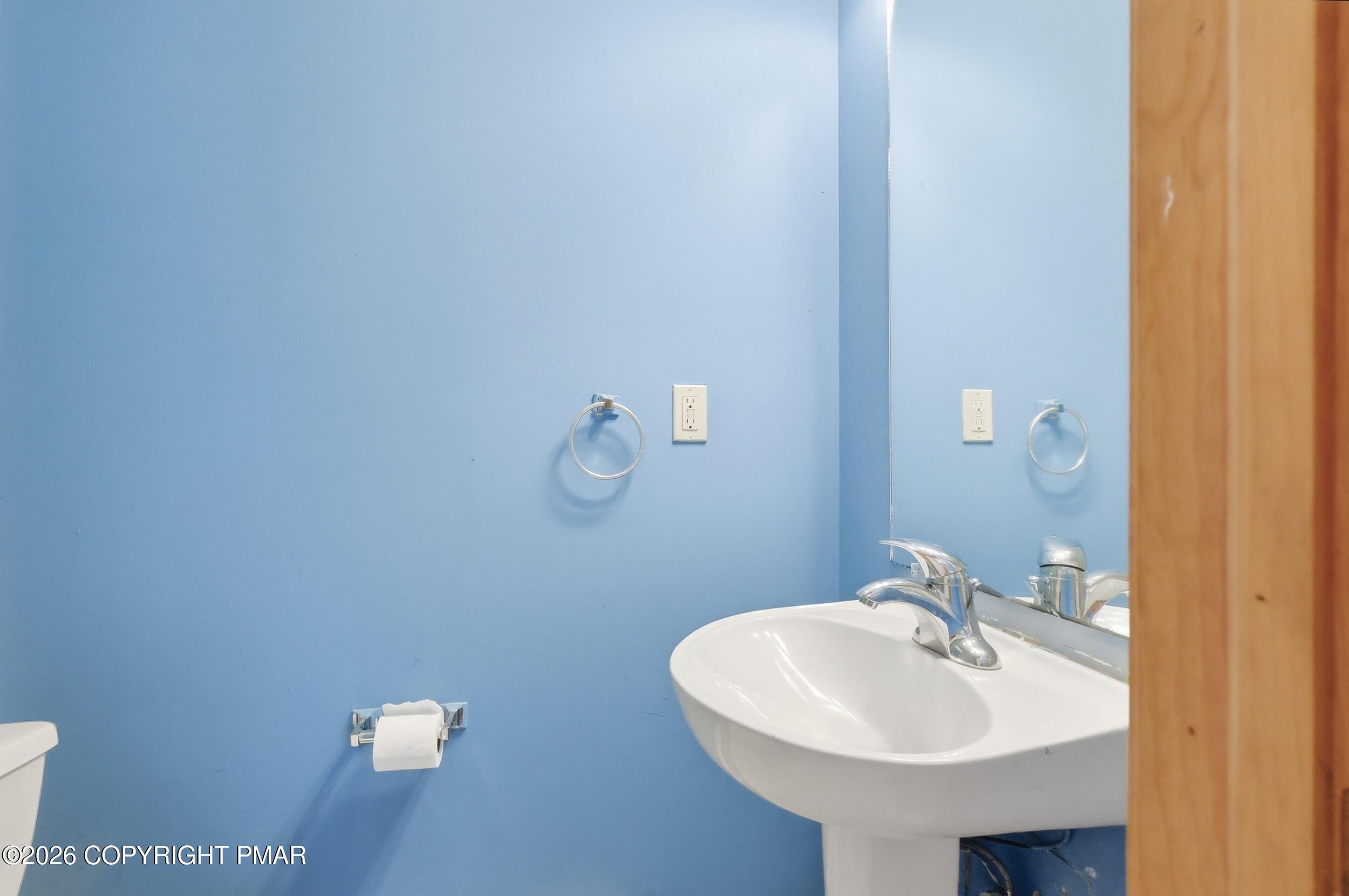 222 Martha Lane Property Photo 5
