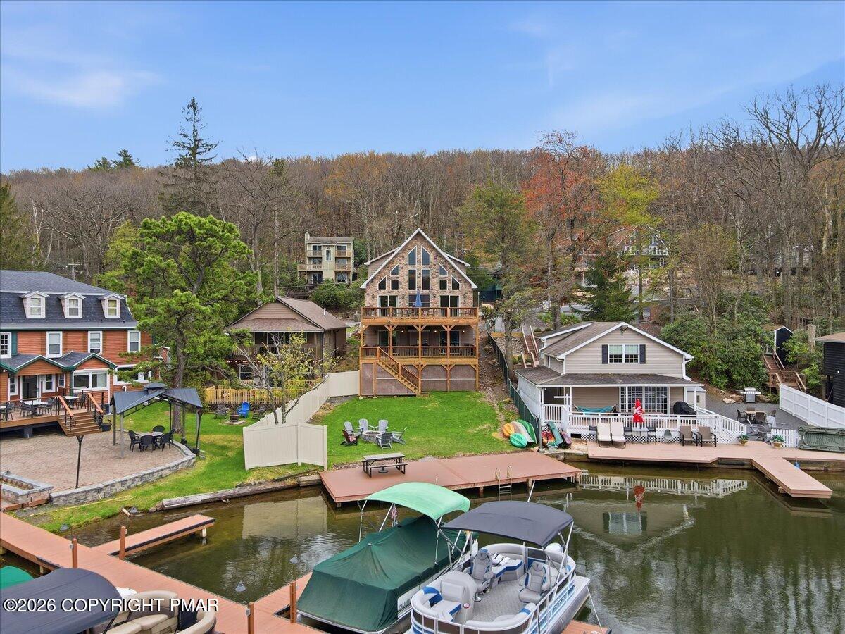 32 S Lake Drive Property Photo 4