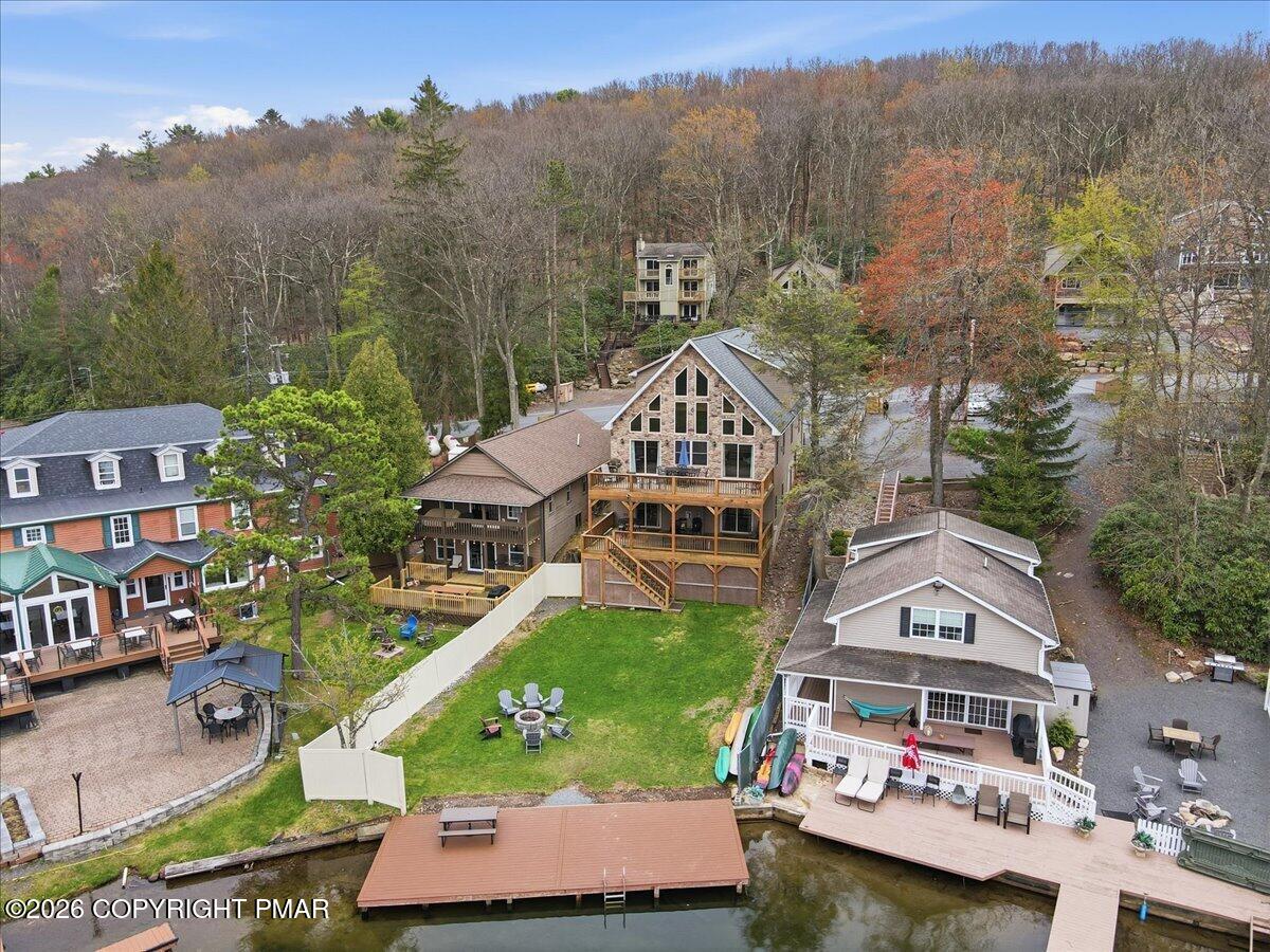 32 S Lake Drive Property Photo 9