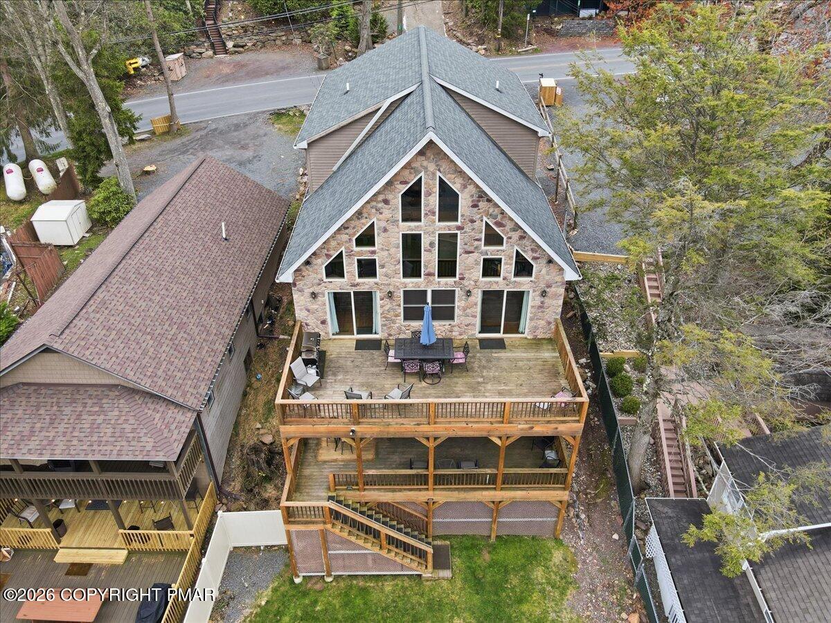 32 S Lake Drive Property Photo 10