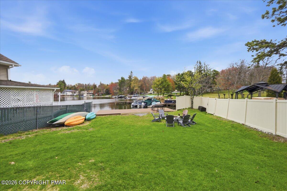 32 S Lake Drive Property Photo 14