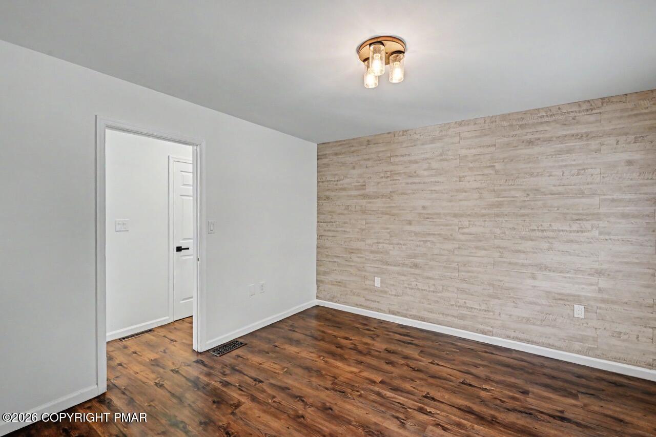 184 Escoll Drive Property Photo 9