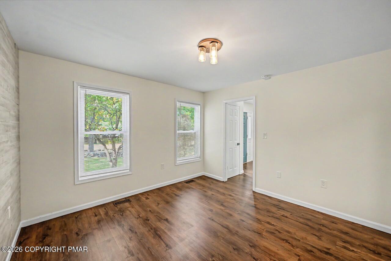 184 Escoll Drive Property Photo 11