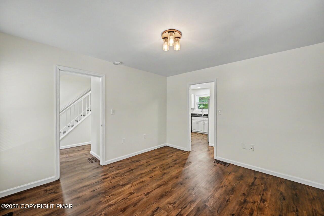 184 Escoll Drive Property Photo 12