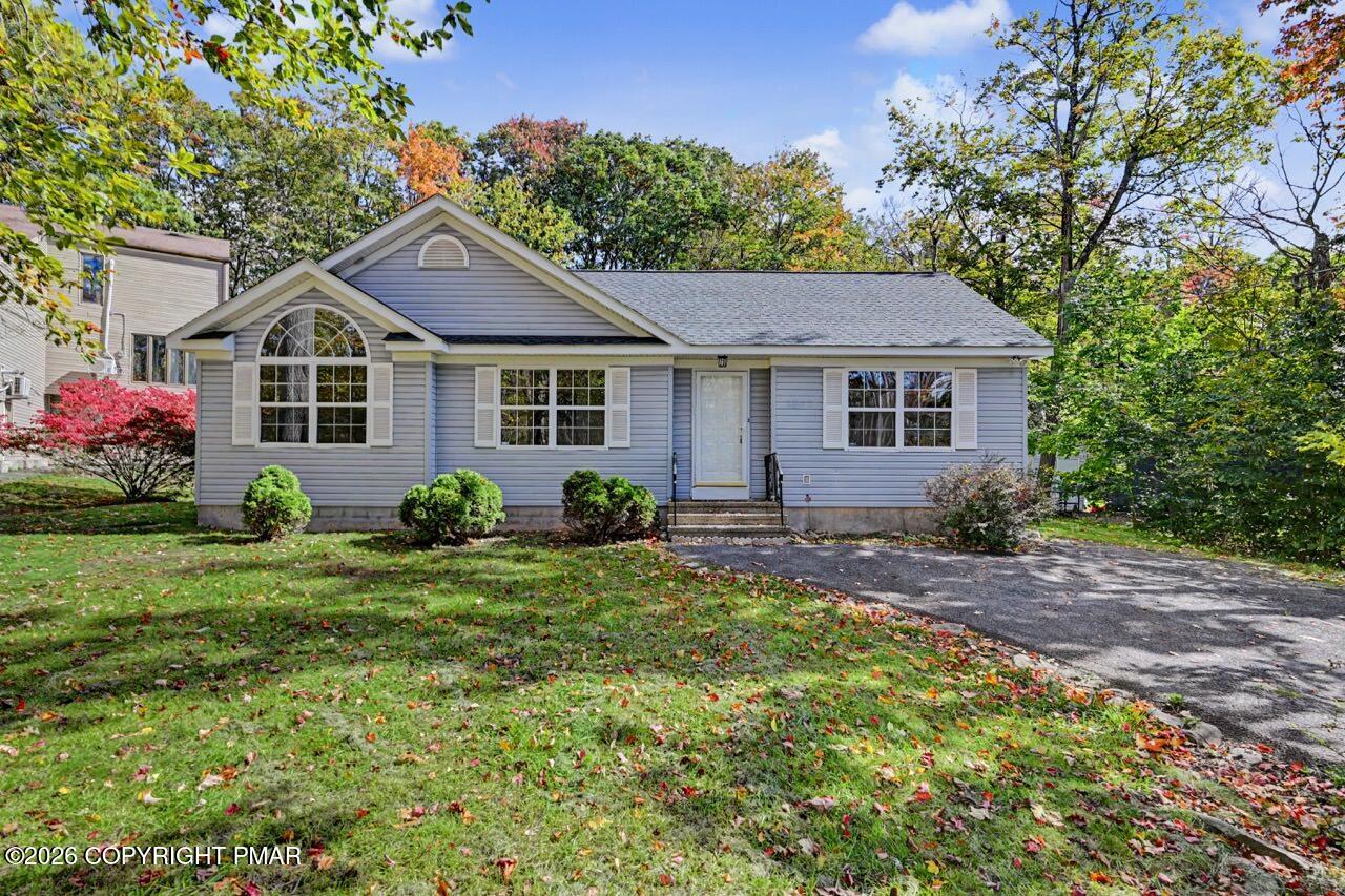 7193 Falstaff Drive Property Photo 2
