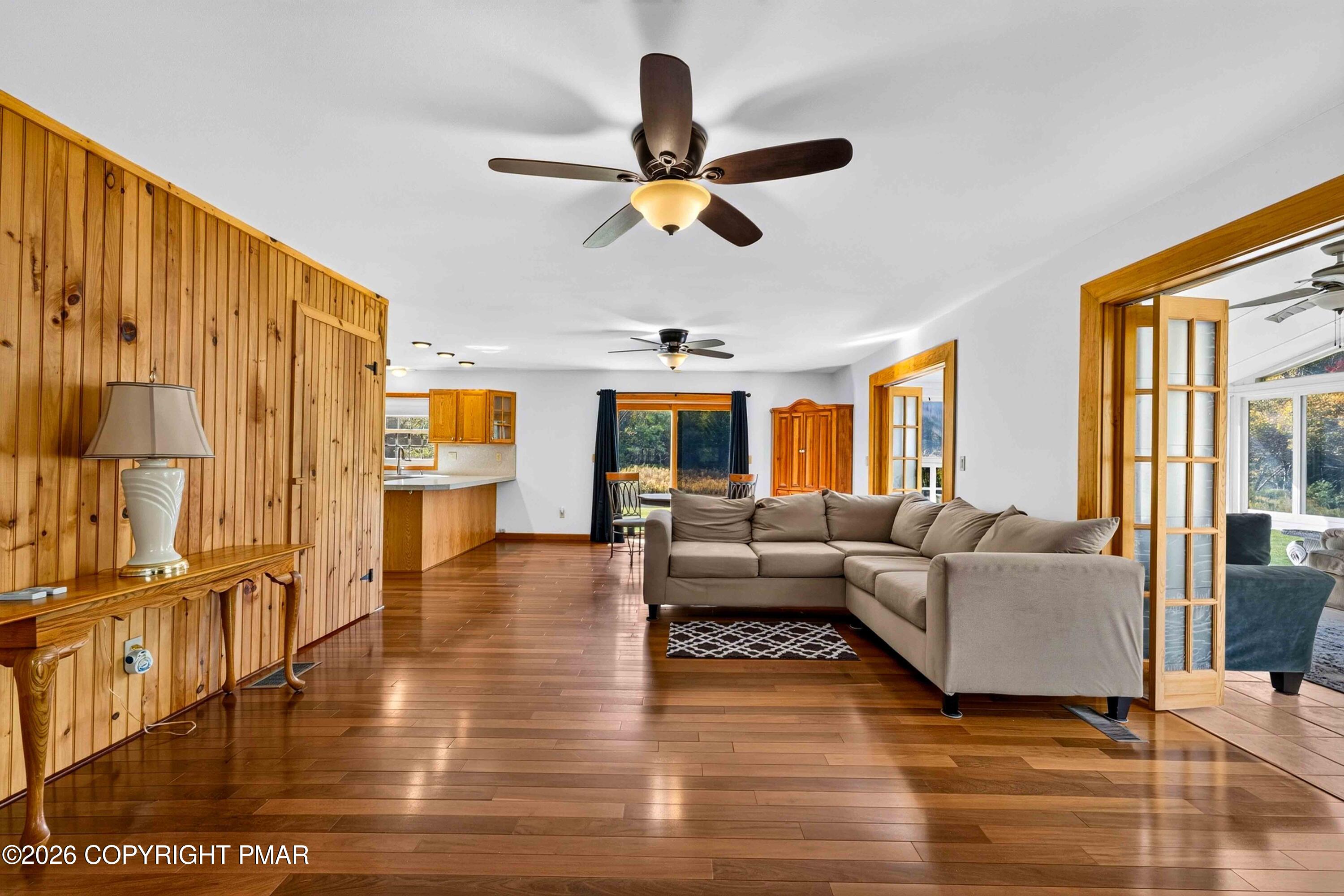 163b Hilltop Road Property Photo 13