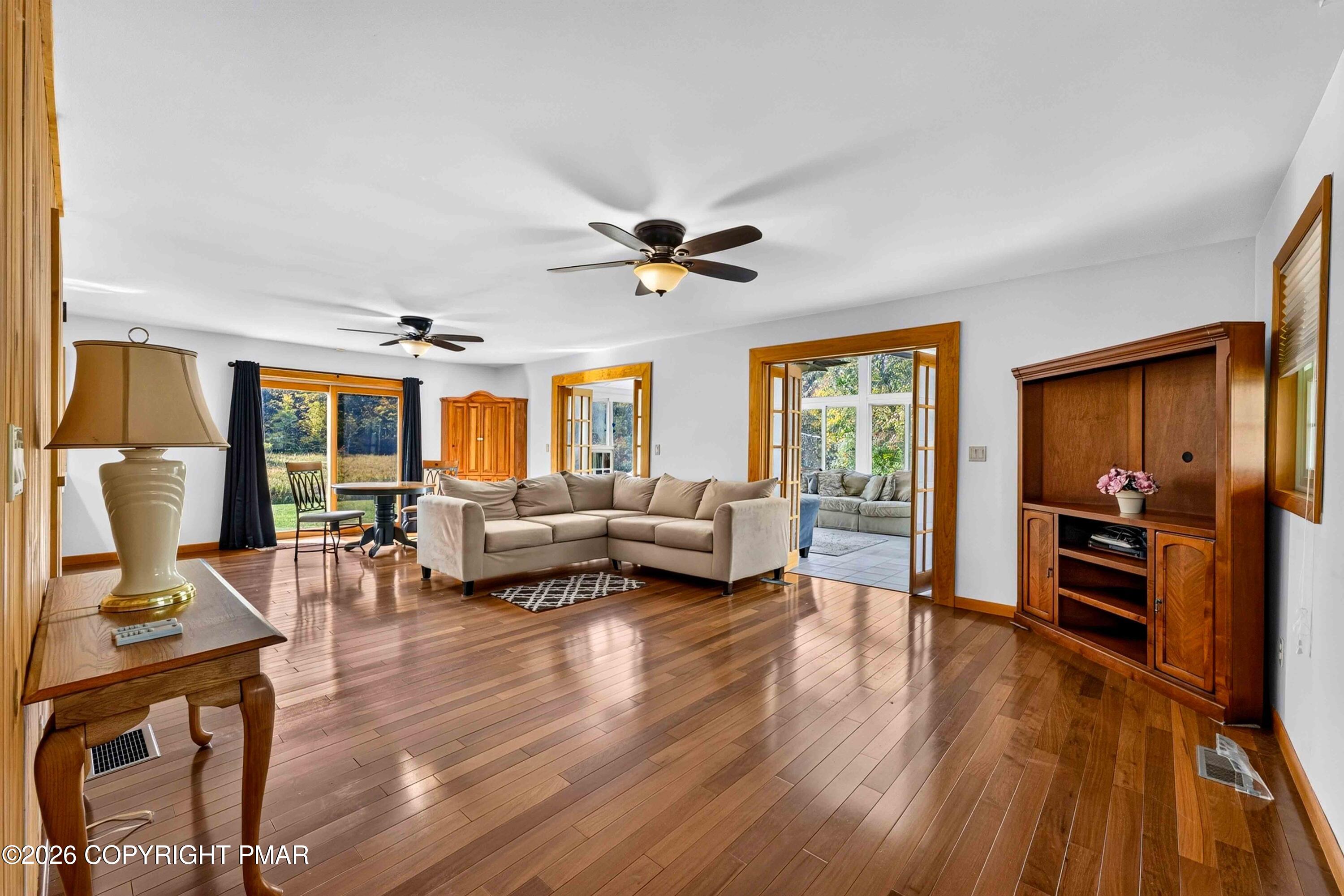 163b Hilltop Road Property Photo 14