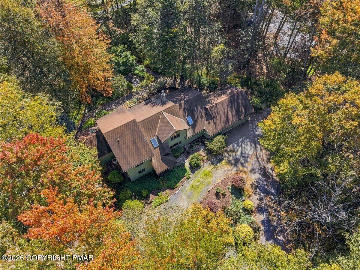 181 Golfers Way Property Photo 3