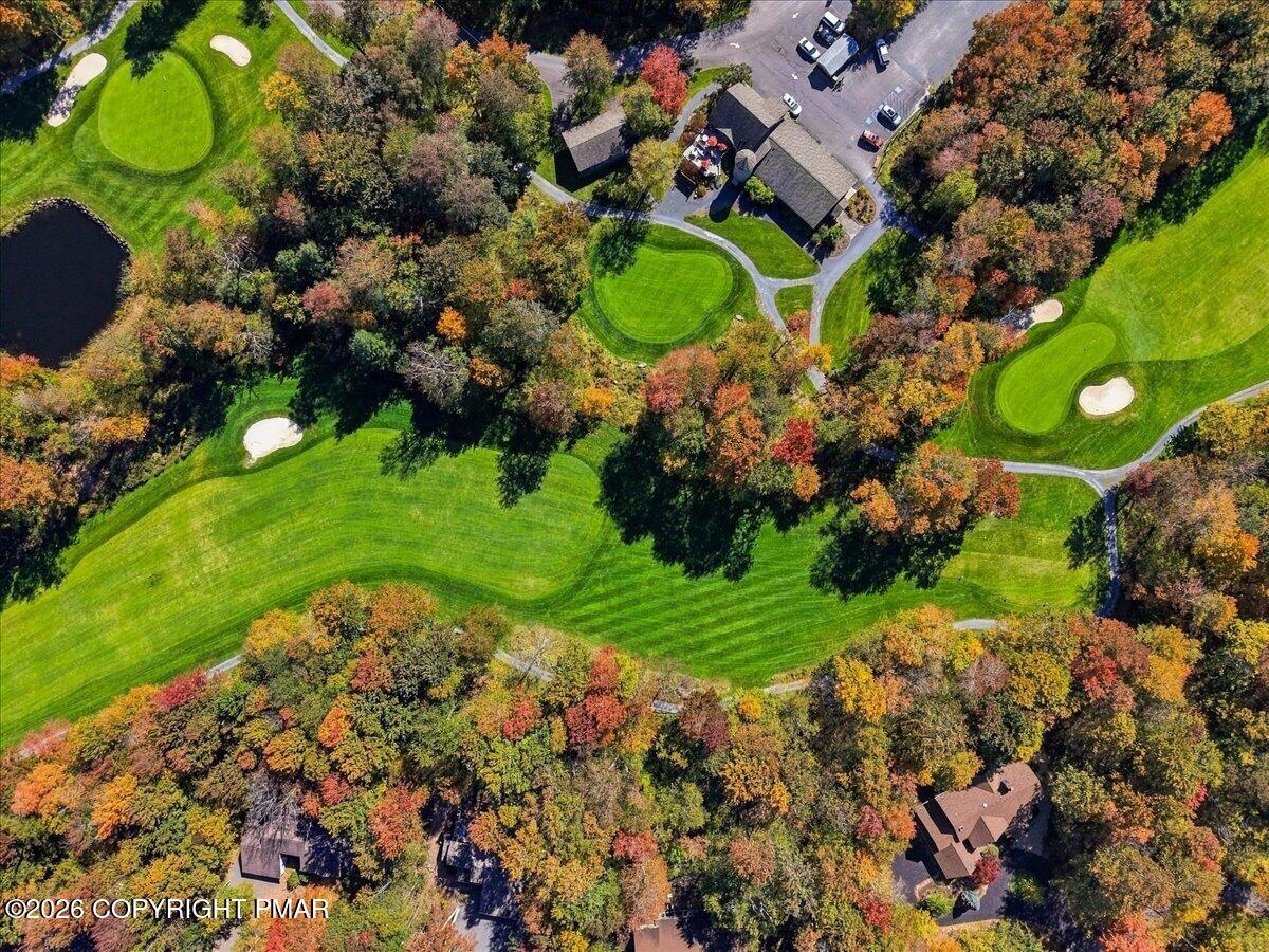 181 Golfers Way Property Photo 4