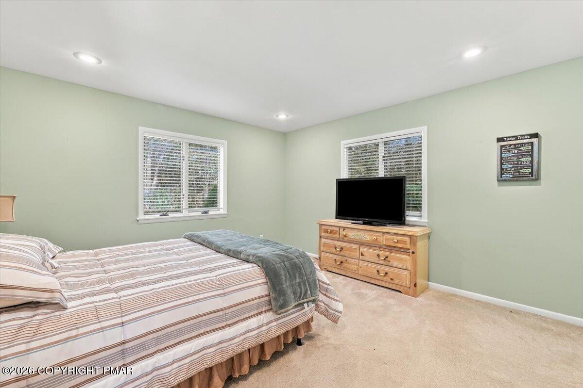 181 Golfers Way Property Photo 24