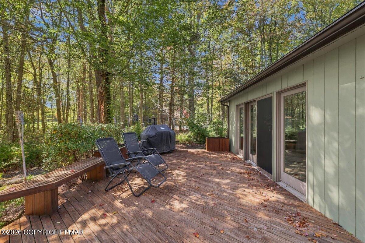 181 Golfers Way Property Photo 41