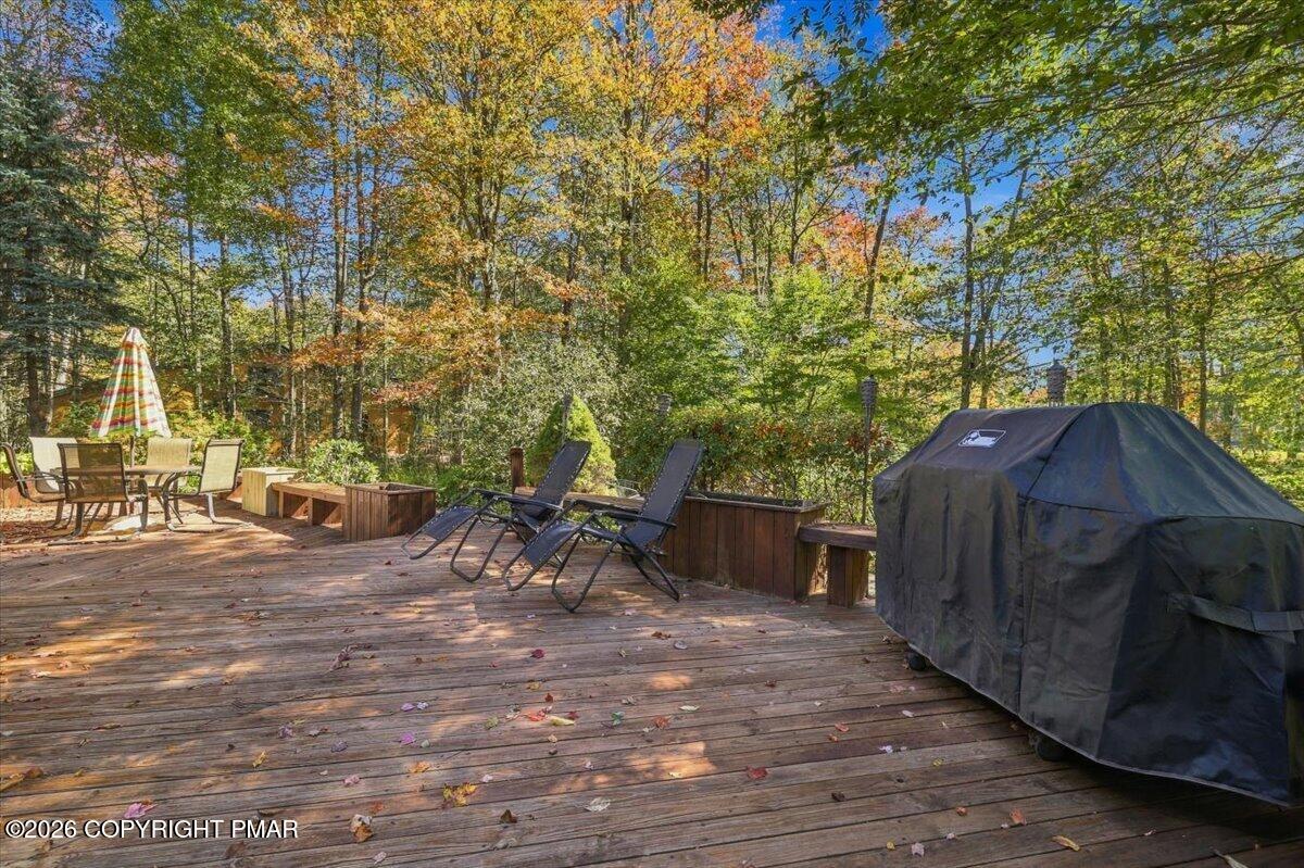 181 Golfers Way Property Photo 42