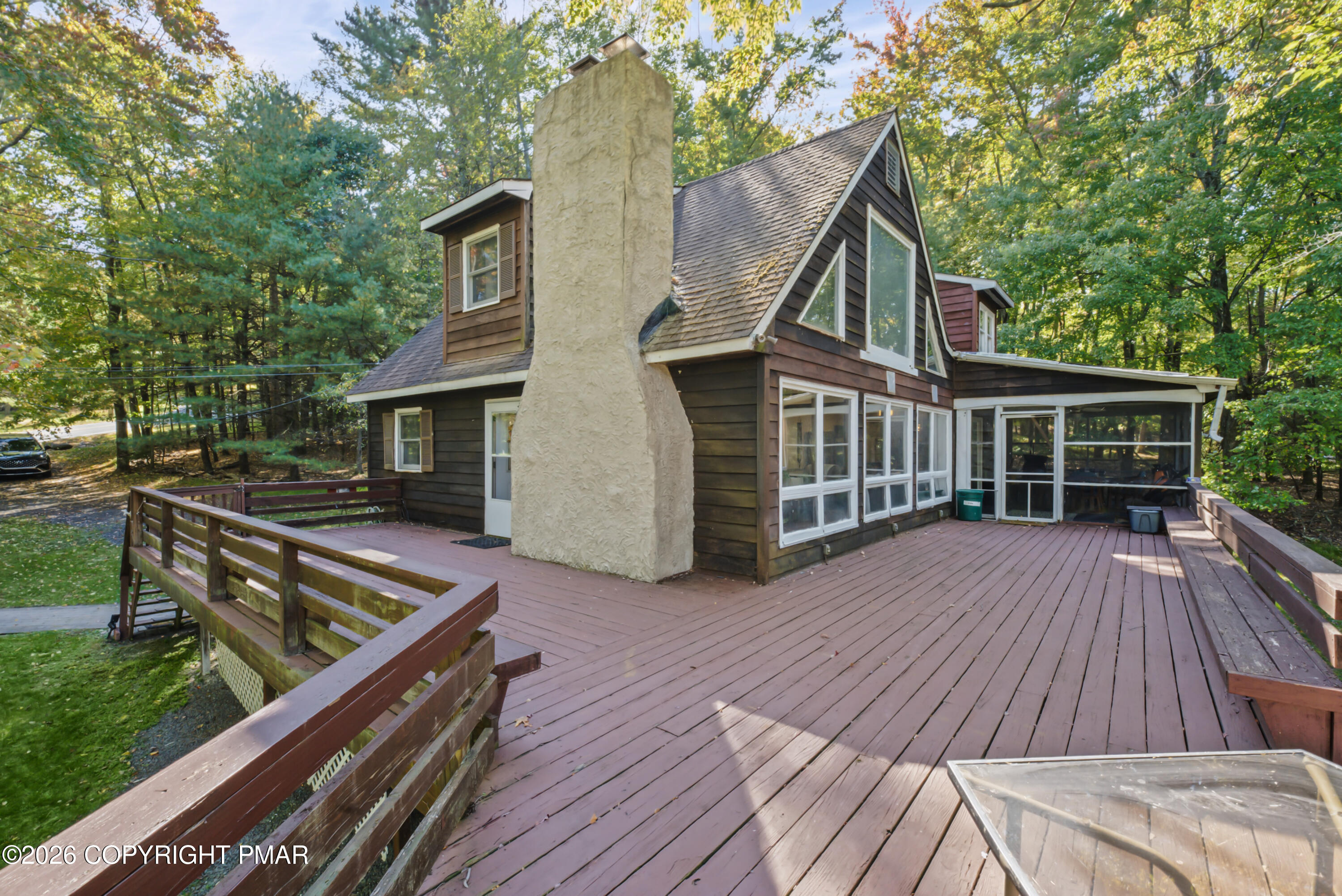 7146 Moss Drive Property Photo 2