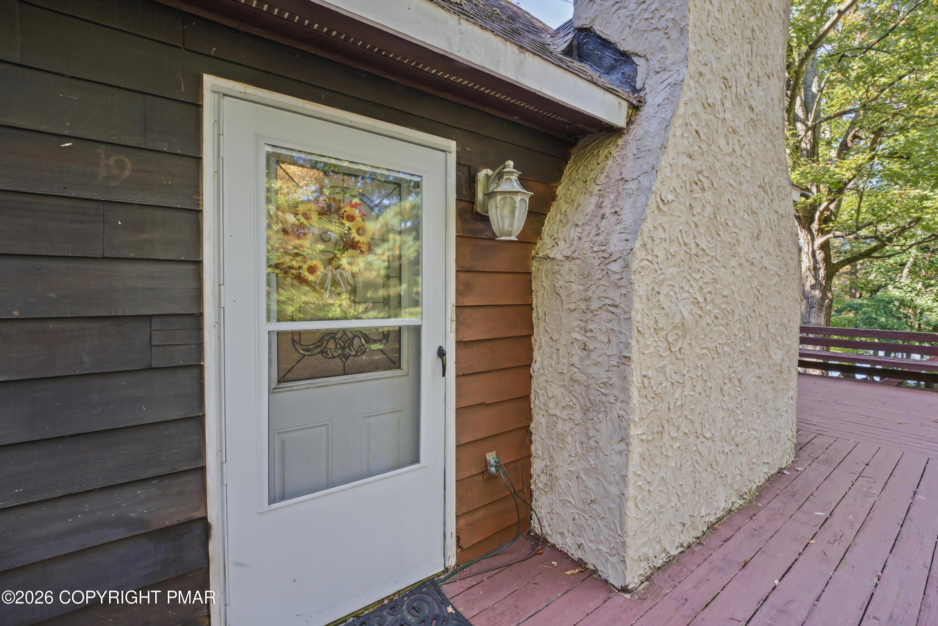 7146 Moss Drive Property Photo 6