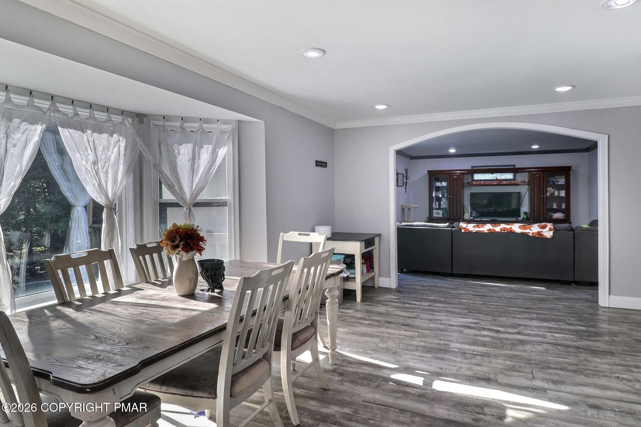 1526 Slope Road Property Photo 10