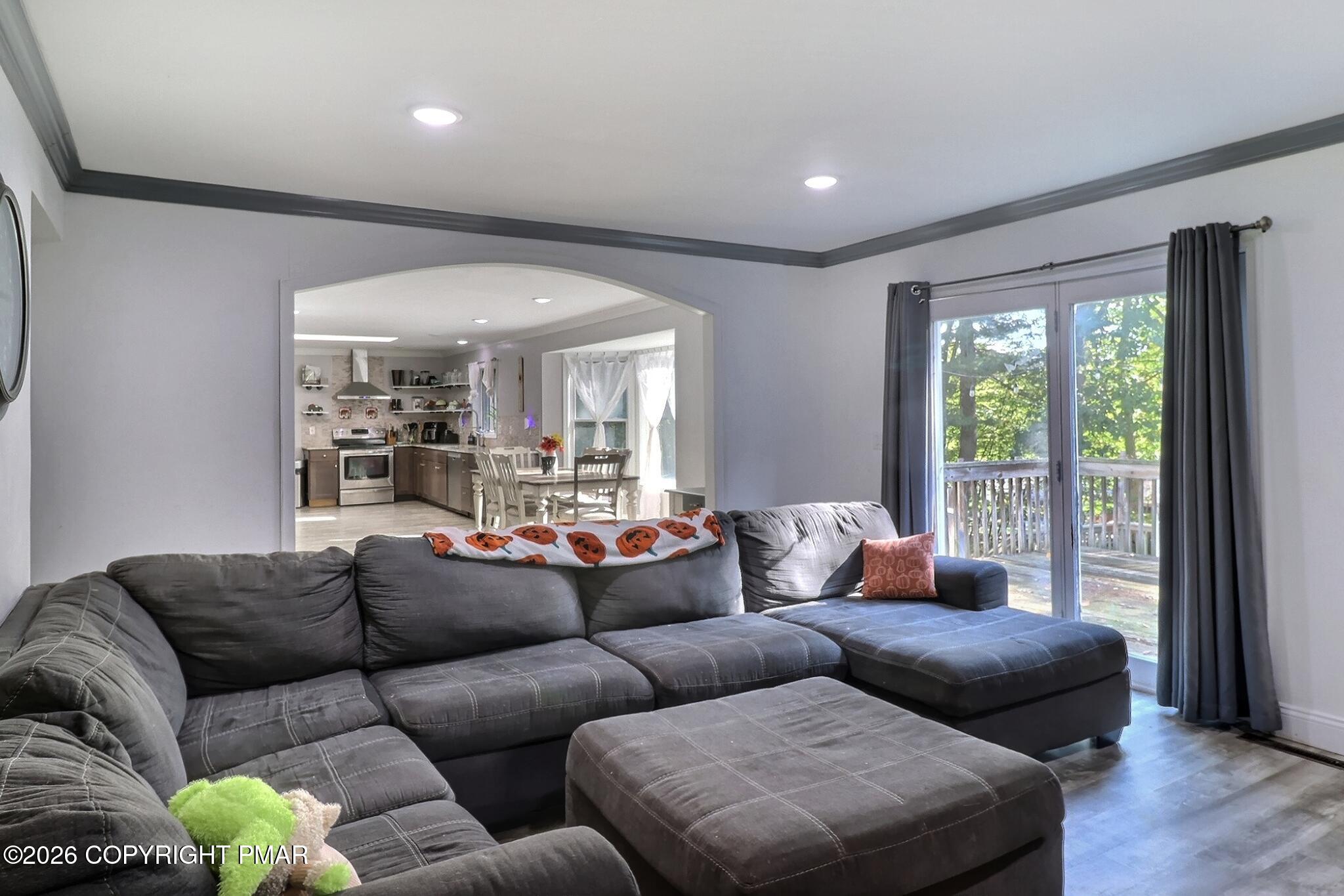 1526 Slope Road Property Photo 14