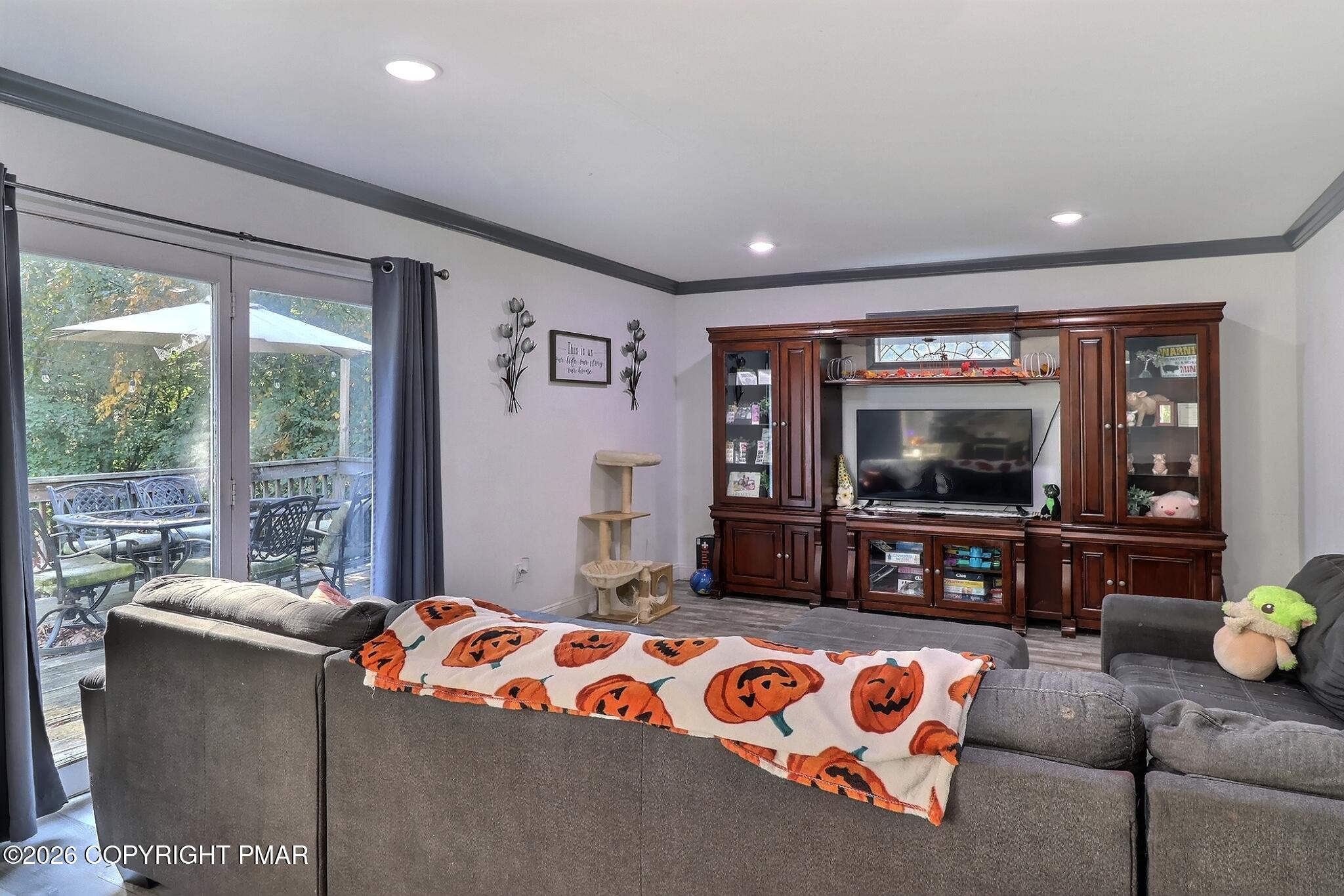 1526 Slope Road Property Photo 15