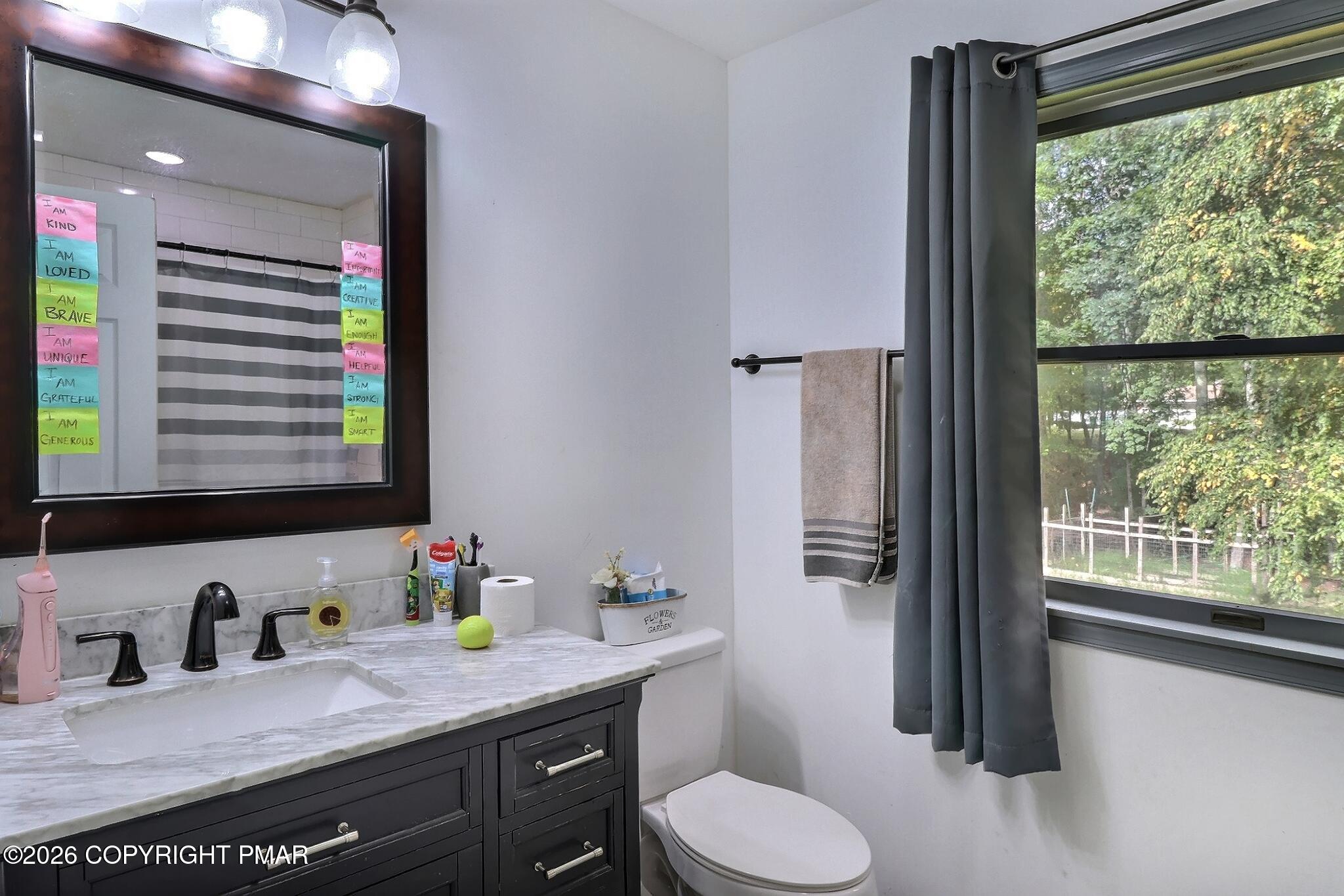 1526 Slope Road Property Photo 30