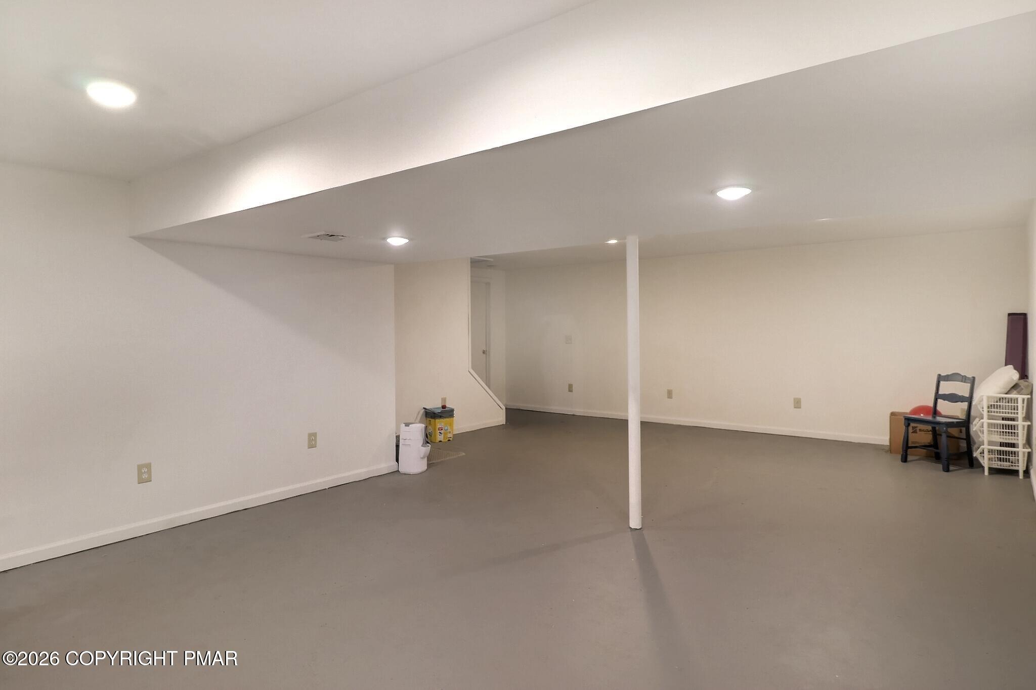 1526 Slope Road Property Photo 36