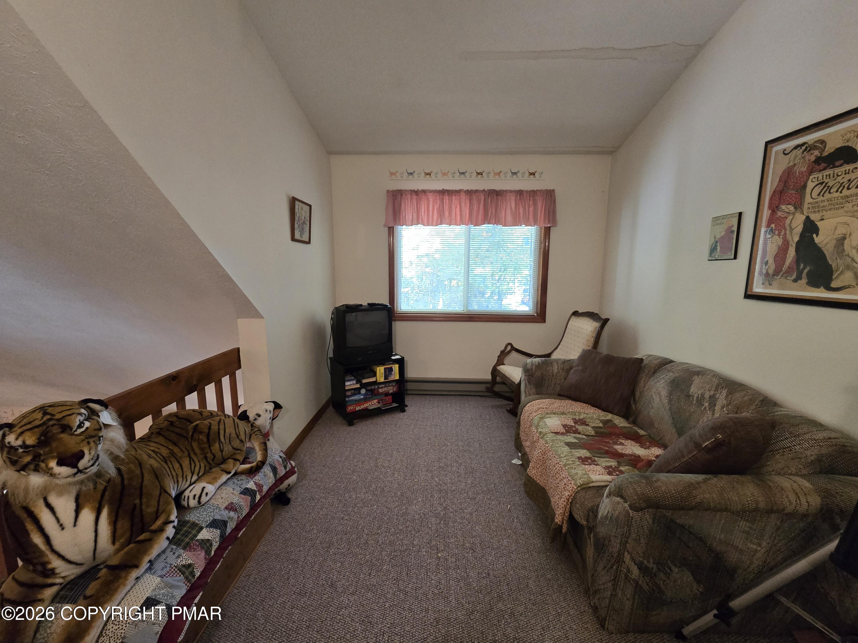 128 Kipling Lane Property Photo 19