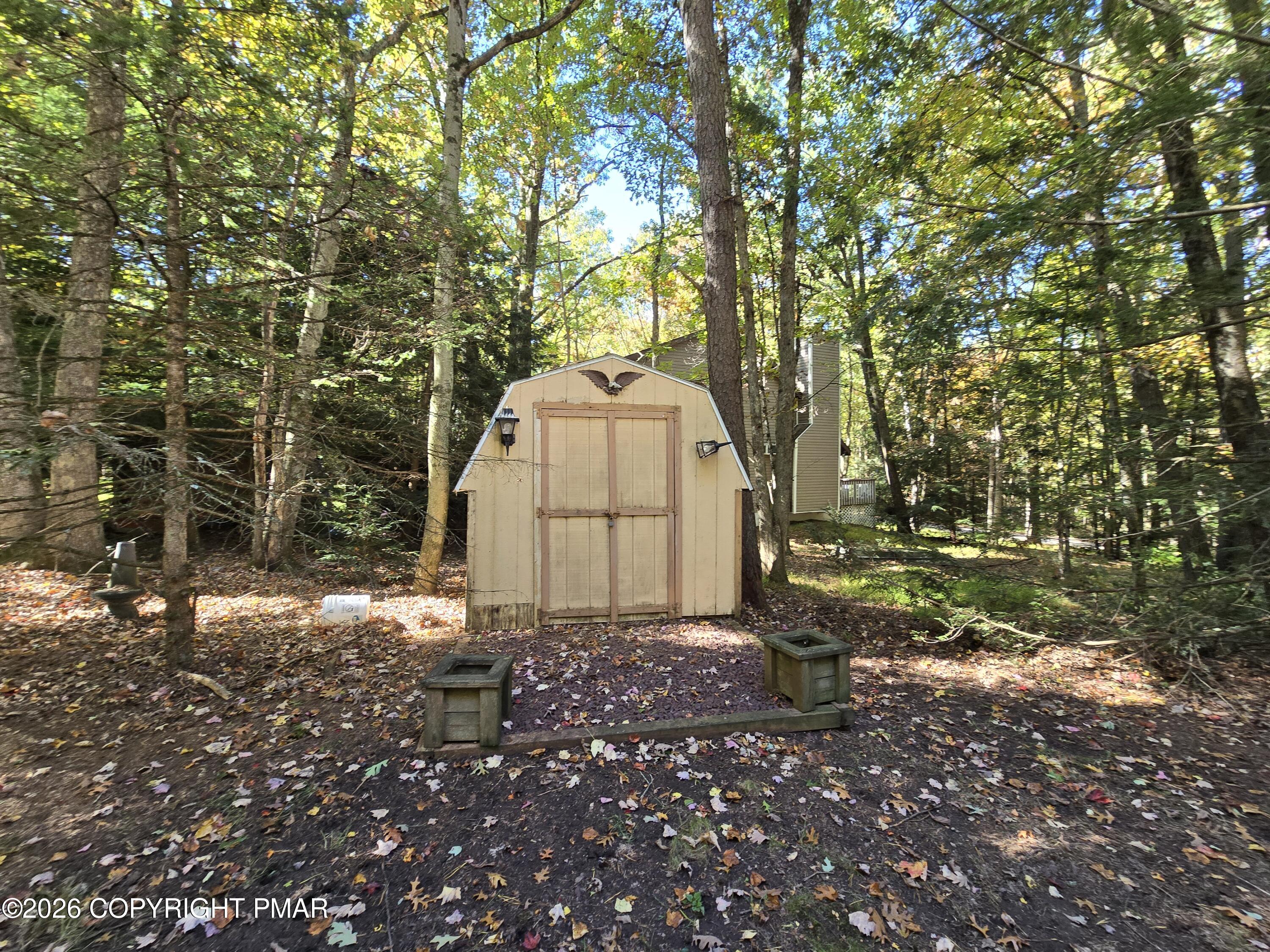 128 Kipling Lane Property Photo 27