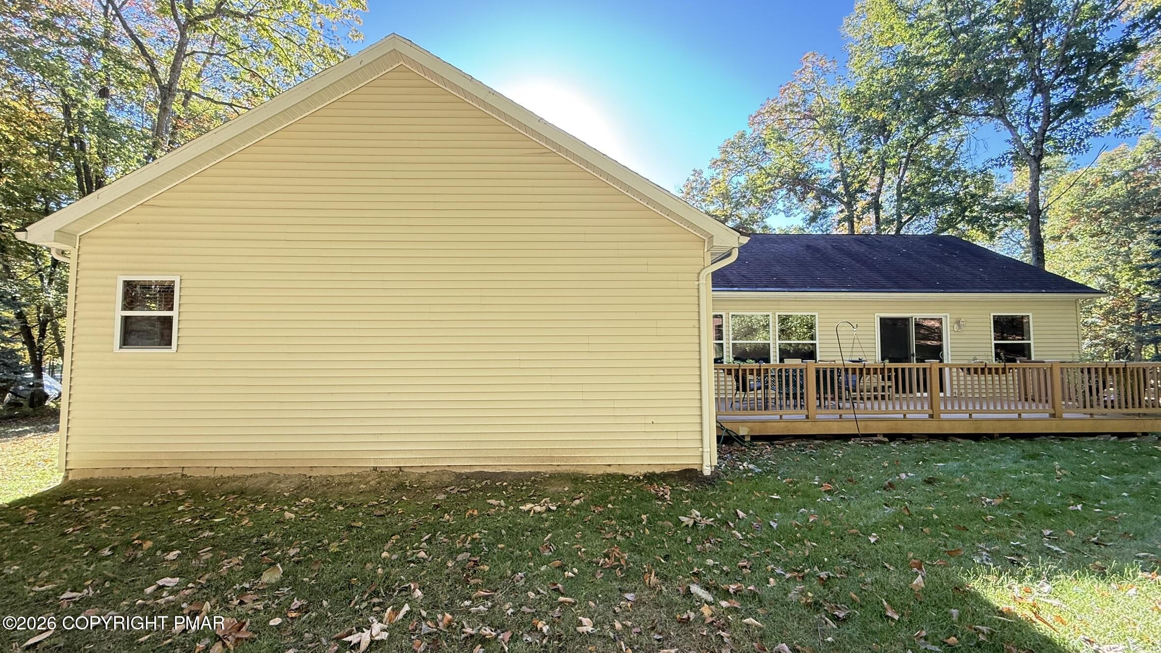 401 Underhill Drive Property Photo 8