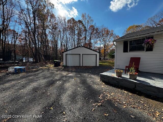 3320 Wilson Lane Property Photo 4