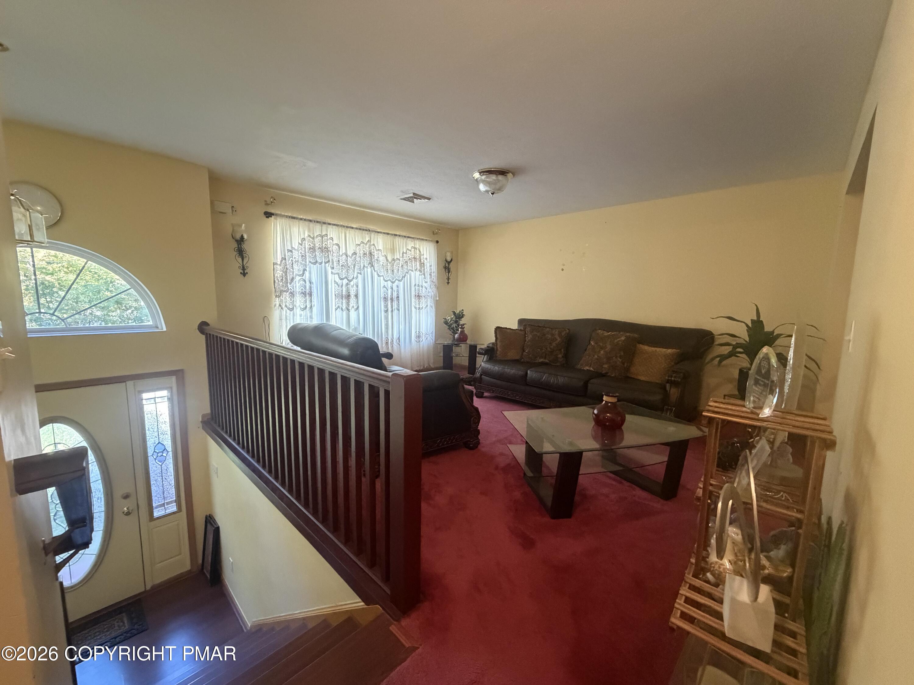 5257 Hummingbird Drive Property Photo 8