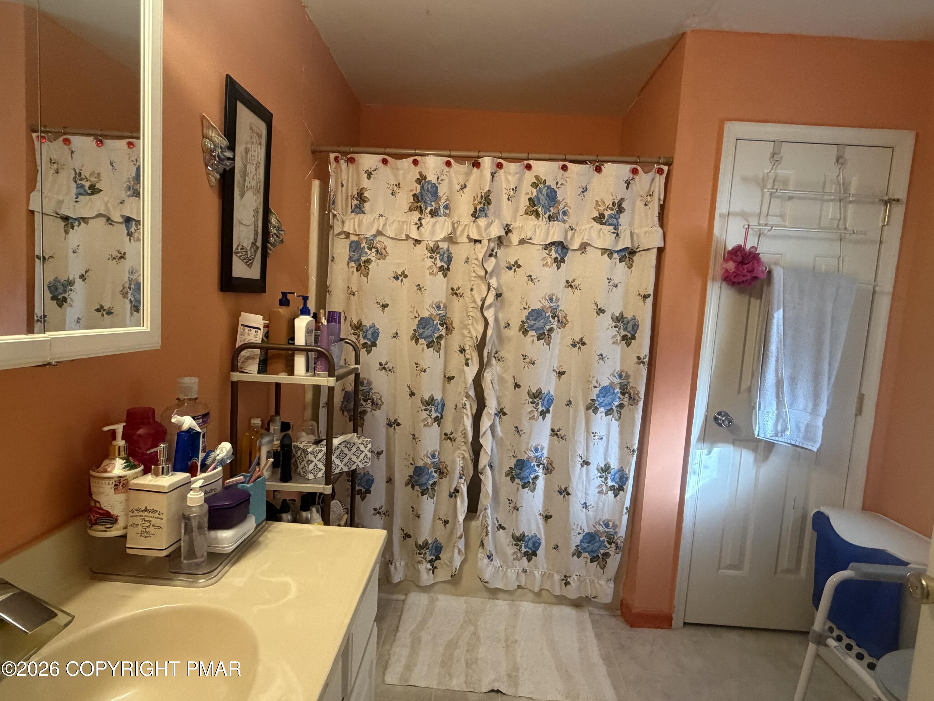 5257 Hummingbird Drive Property Photo 17