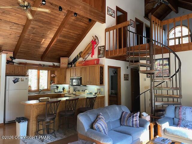 334 Clubhouse Drive Property Photo 2
