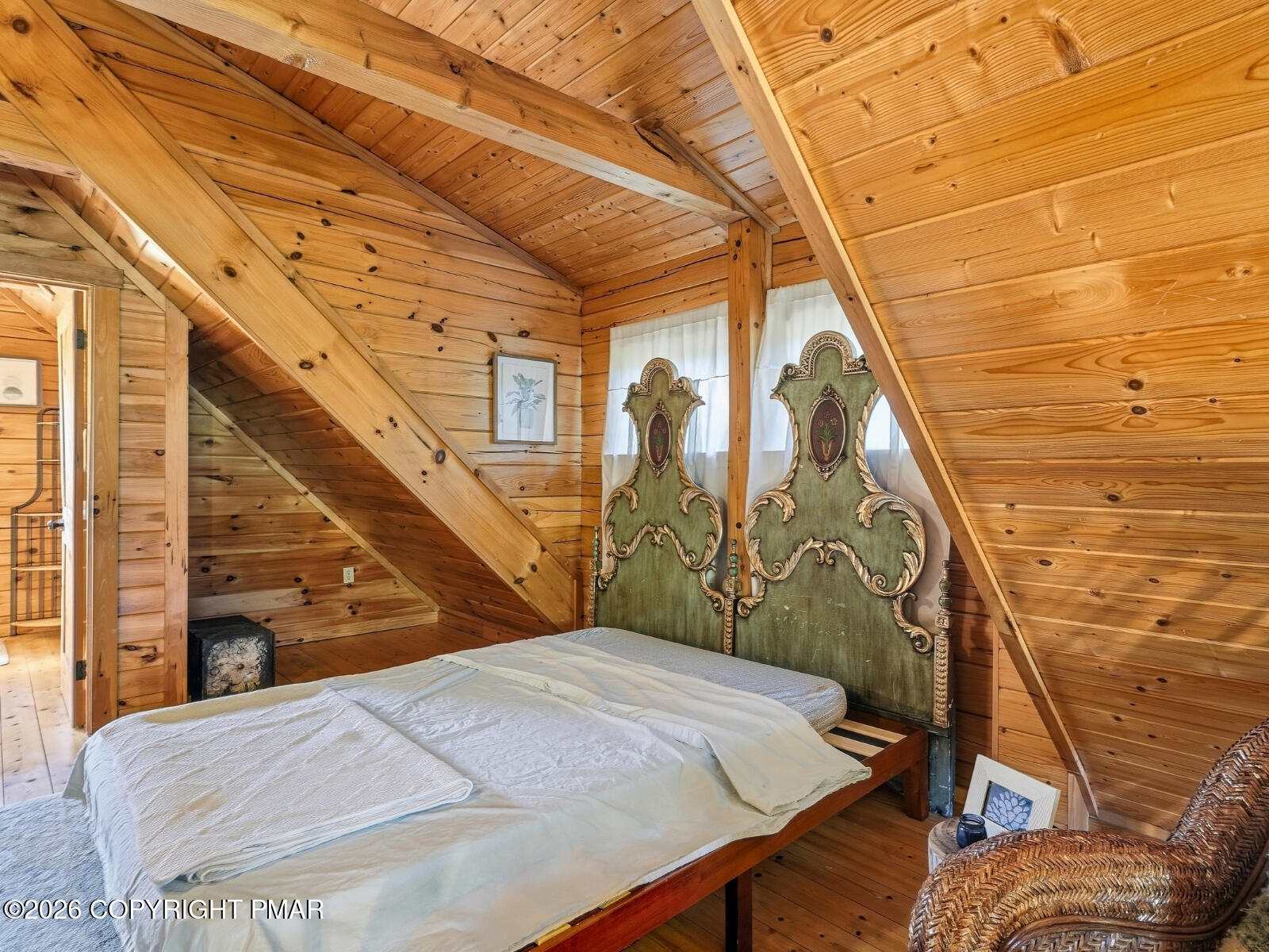 100 Meadowlark Lane Property Photo 28