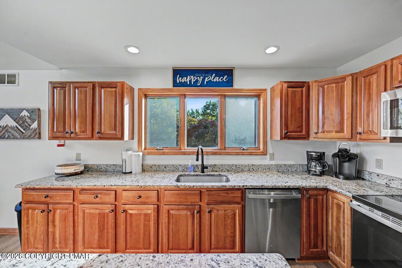 101 Tennyson Circle Property Photo 25