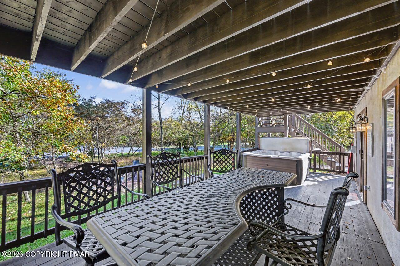 101 Tennyson Circle Property Photo 106