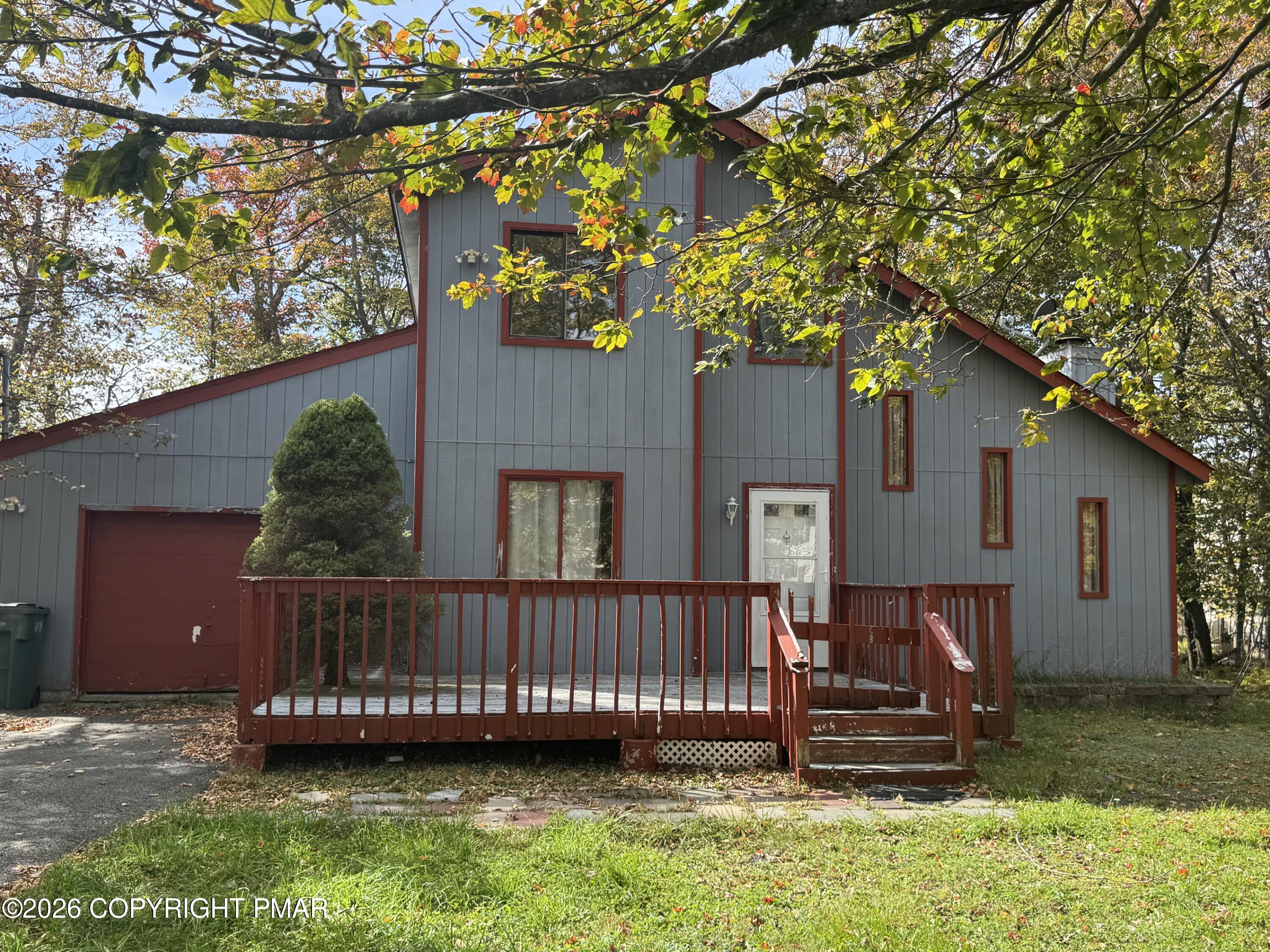 9193 Buttonwood Court Property Photo 1