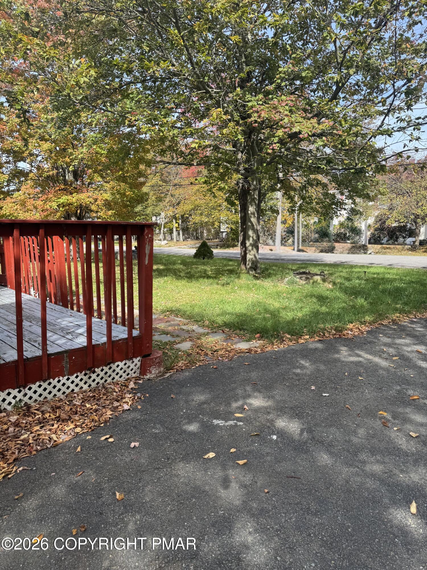 9193 Buttonwood Court Property Photo 23