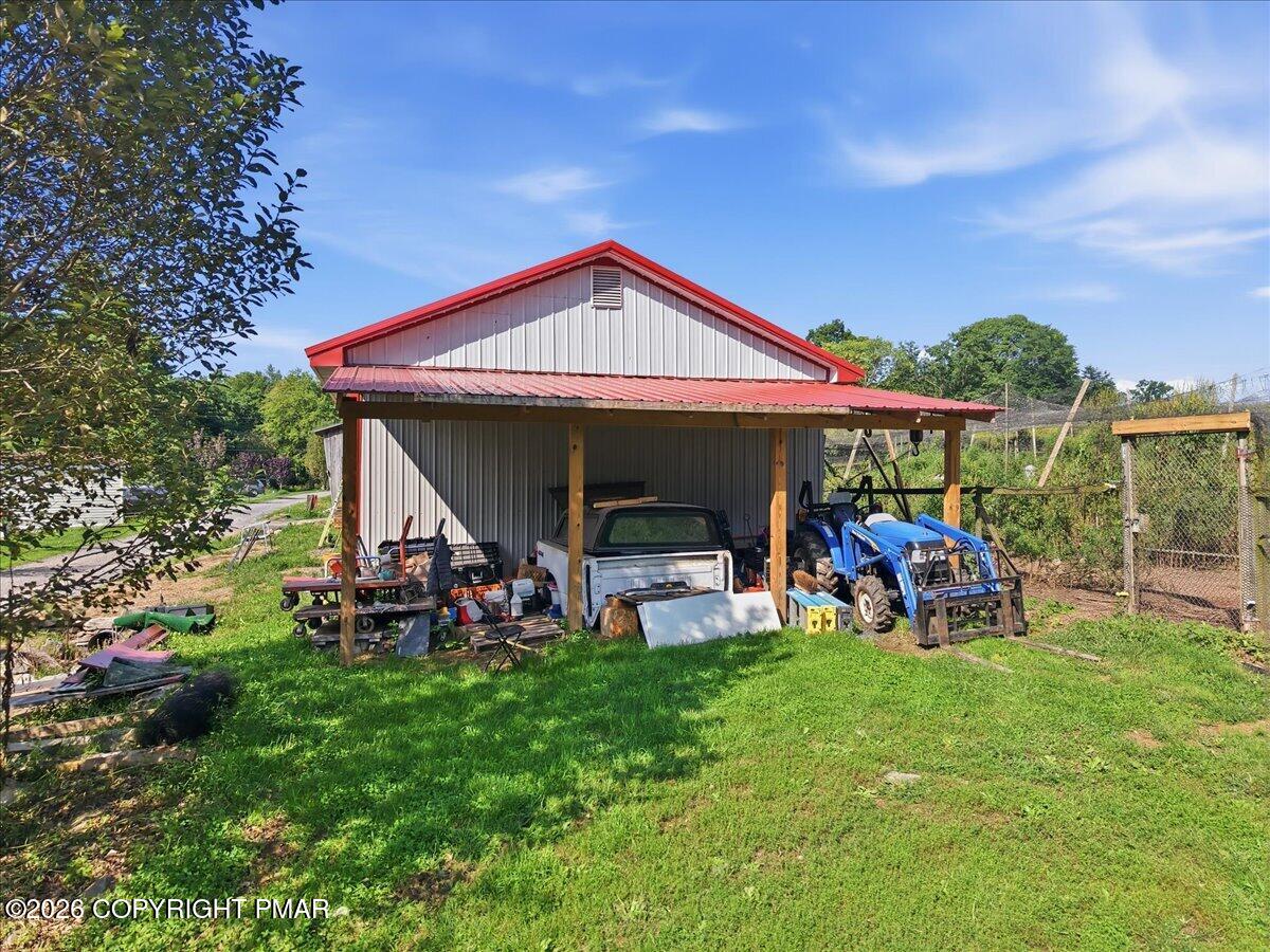 1103 Cherry Lane Road Property Photo 2