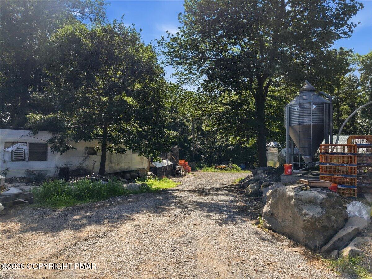 1103 Cherry Lane Road Property Photo 16